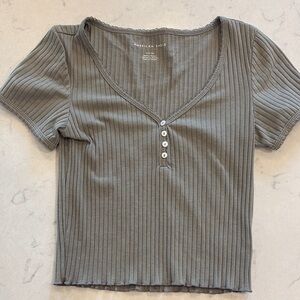 American Eagle Outfitters Green Puff Sleeve Crop Tee